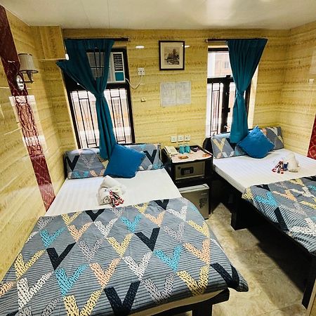 Philippine Hostel Hong Kong Bagian luar foto