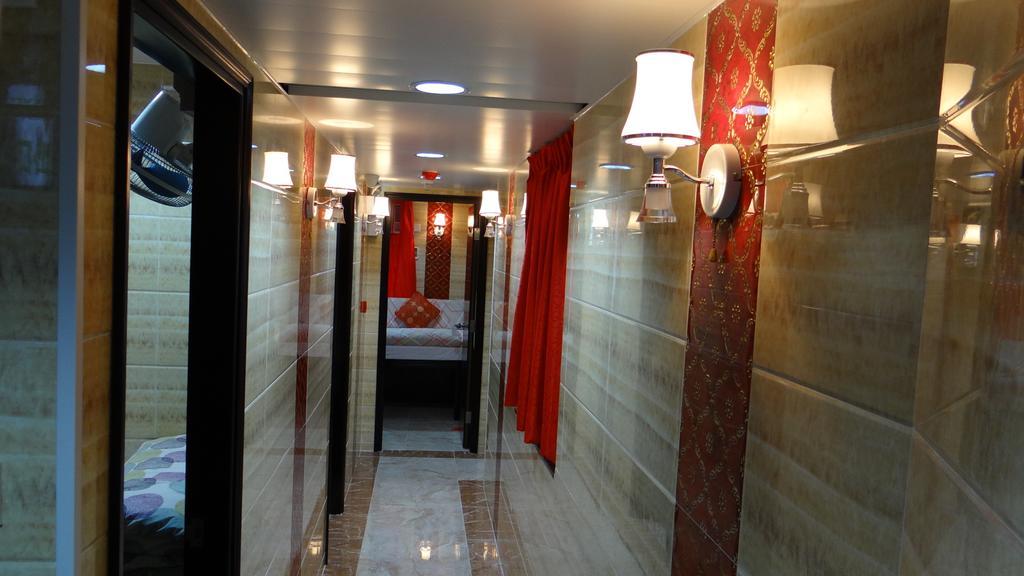 Philippine Hostel Hong Kong Bagian luar foto
