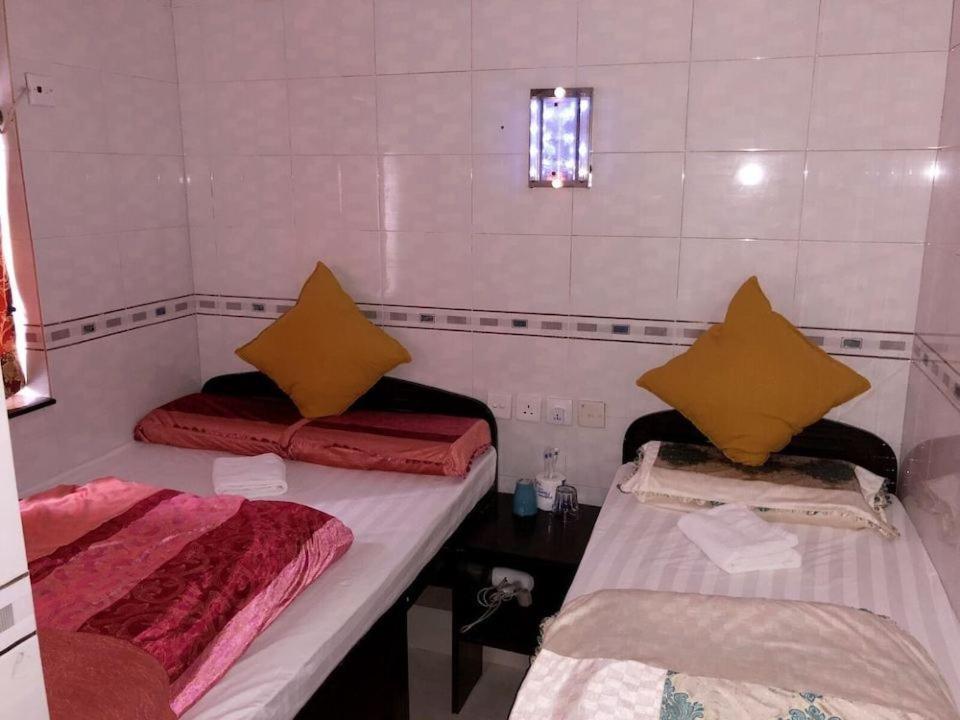 Philippine Hostel Hong Kong Bagian luar foto